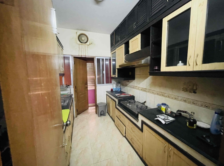 Open kitchen design in Dhanmondi apartment