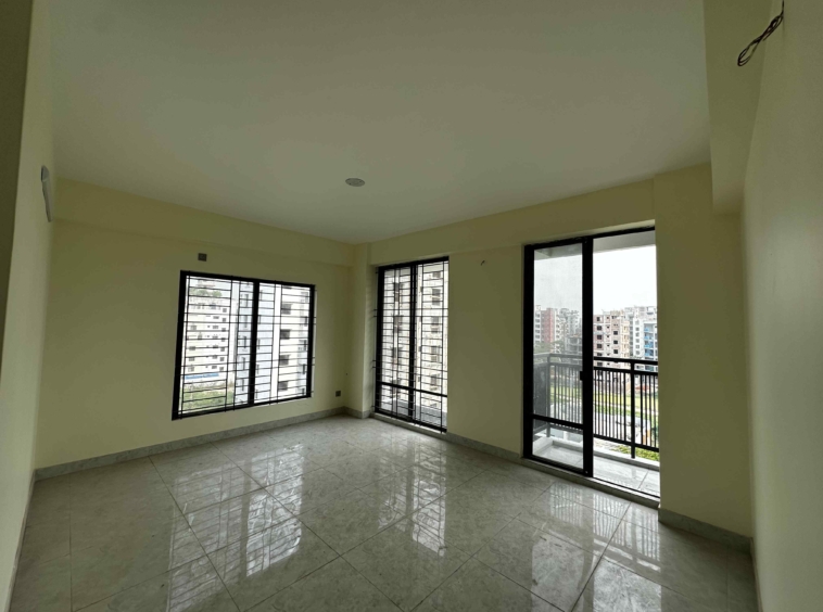 South-facing 3 bedroom apartment for sale in Bashundhara