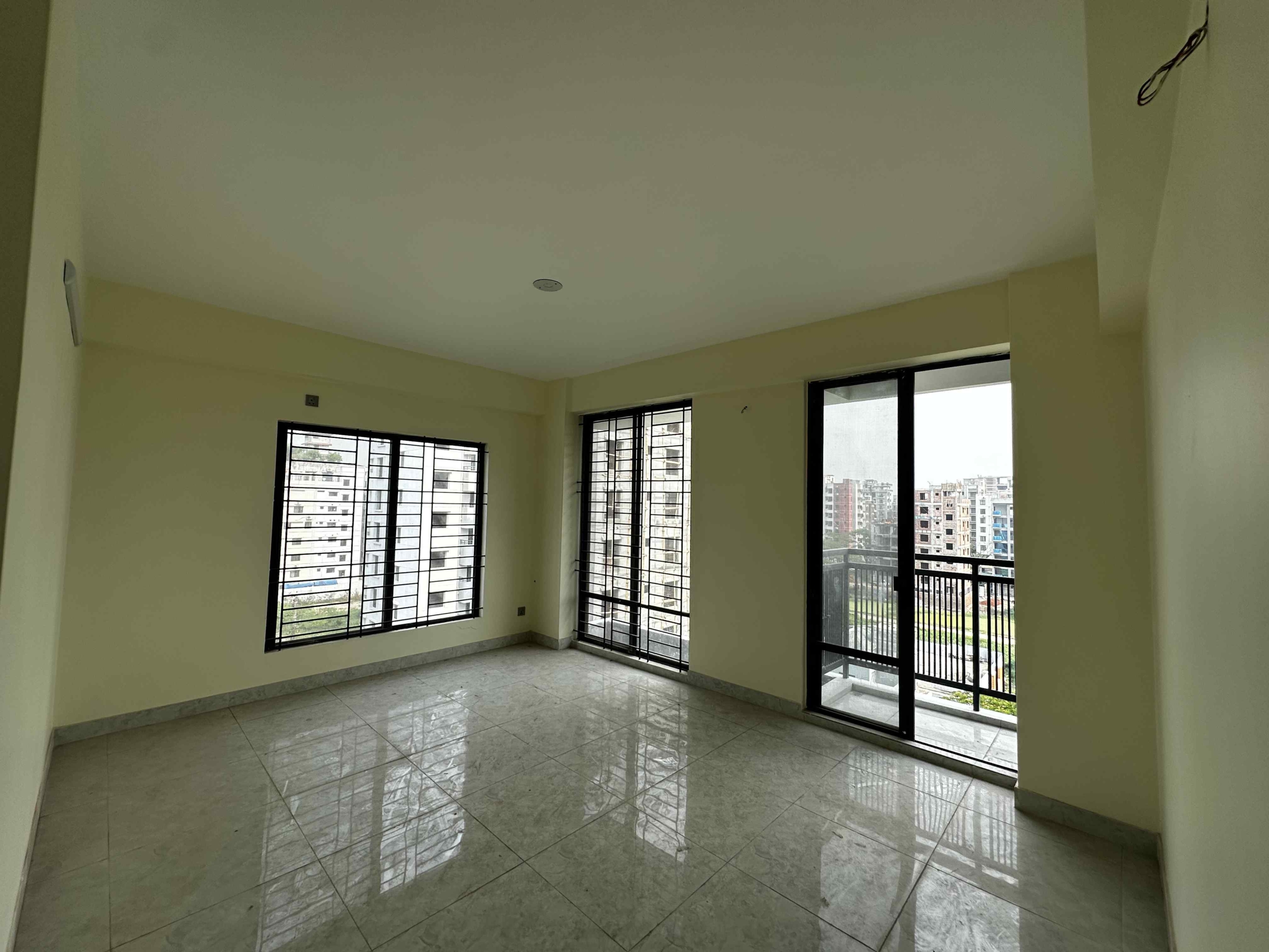 South-facing 3 bedroom apartment for sale in Bashundhara