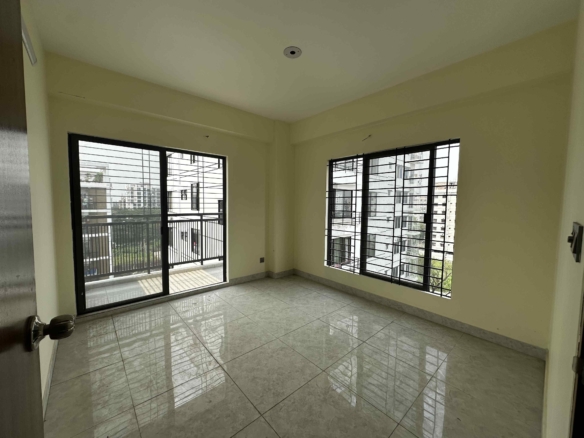 South-facing 3 bedroom apartment for sale in Bashundhara
