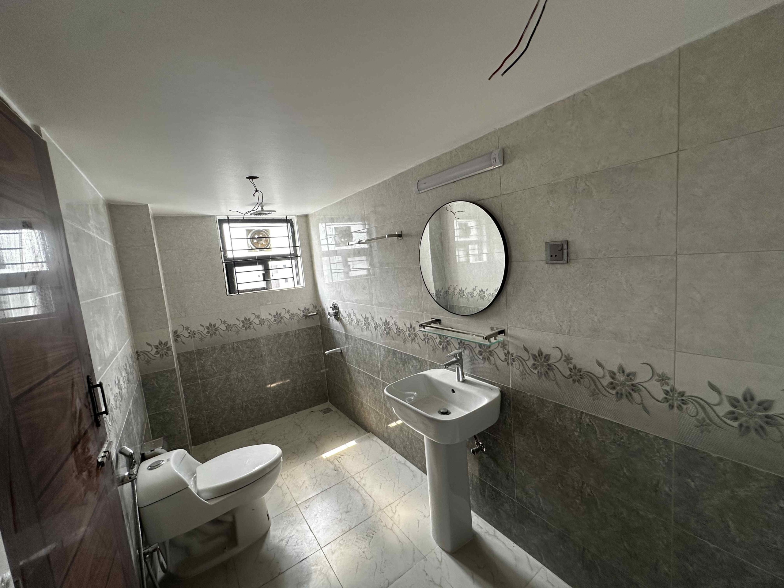 South-facing 3 bedroom apartment for sale in Bashundhara