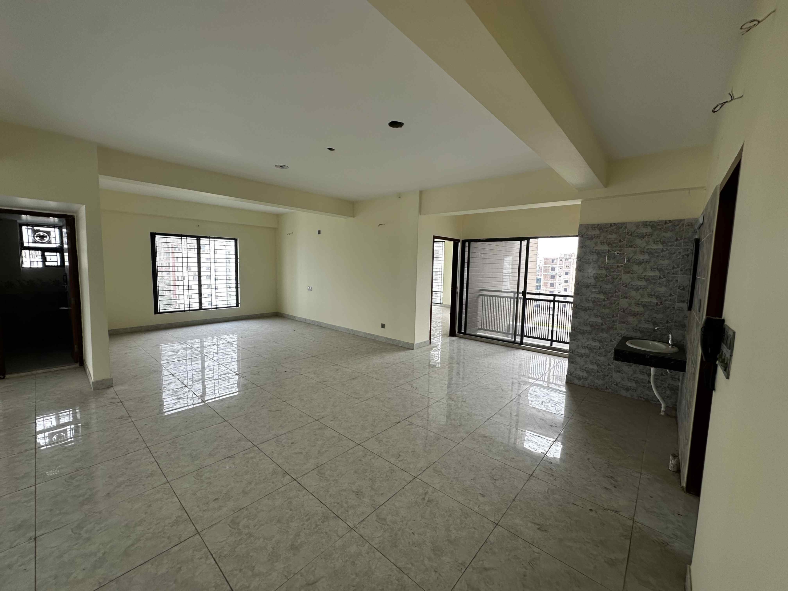 South-facing 3 bedroom apartment for sale in Bashundhara