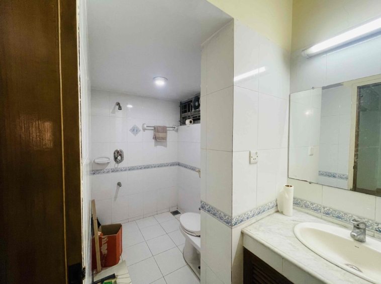 South-facing apartment for sale in Dhanmondi