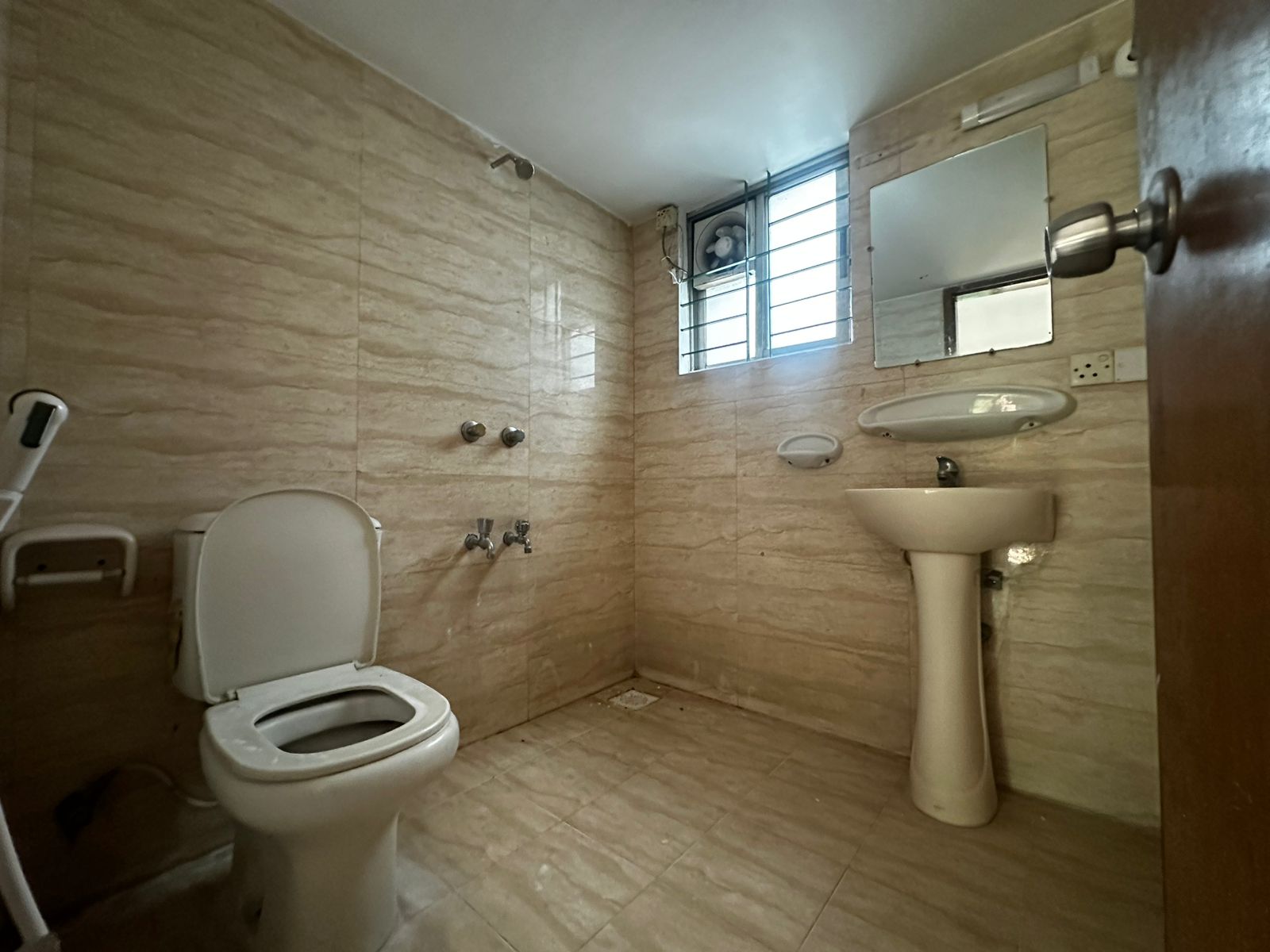 Flat sale in Bashundhara Dhaka – 3 bed apartment